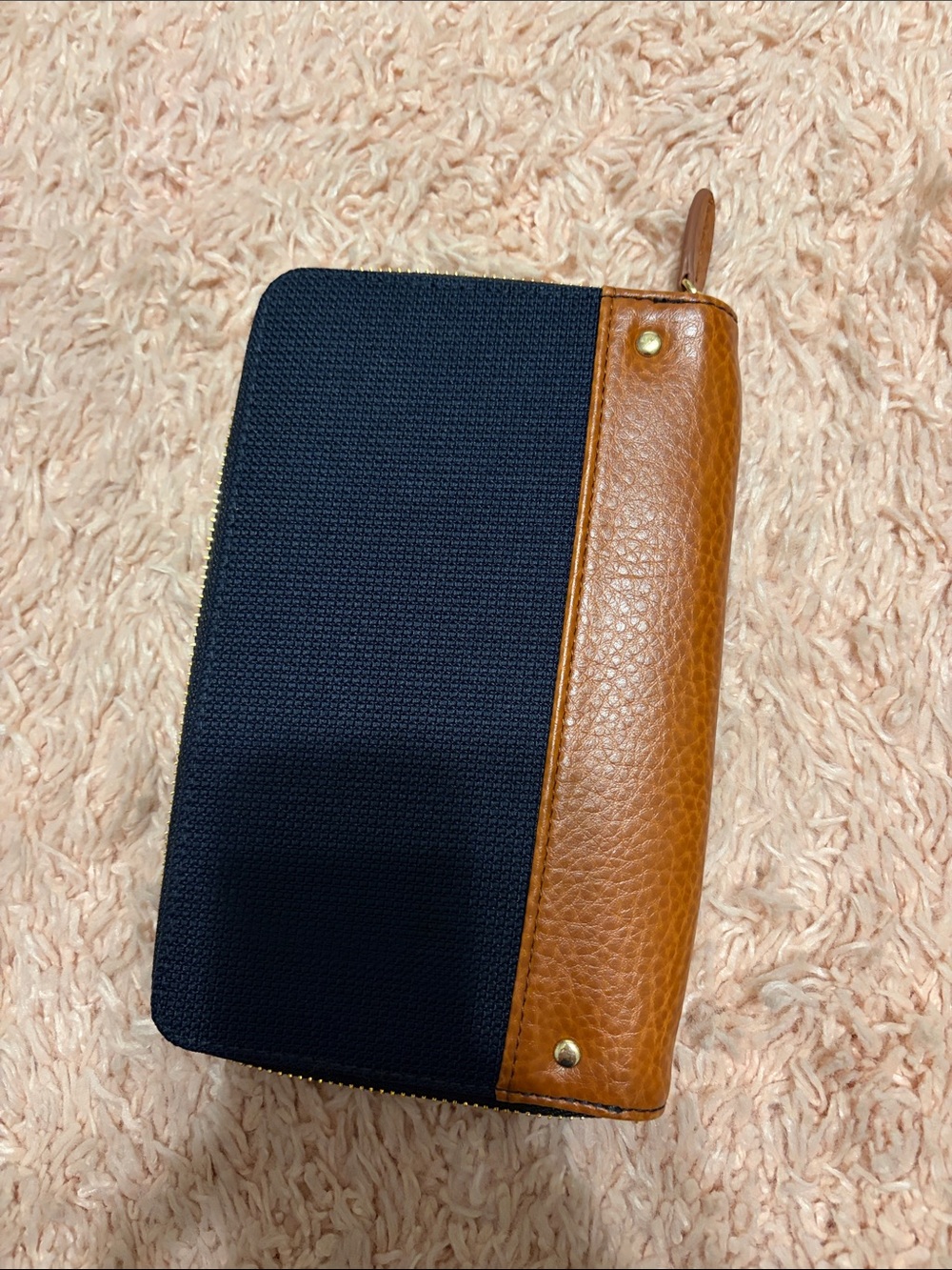 Miche Zip Around Organizer Wallet Denim Blue Cognac Tan Gold Hardware EUC - Picture 2 of 9